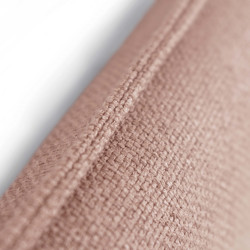 Detalle del cabecero tapizado en tejido Linetex, color Cuarzo. Serie A