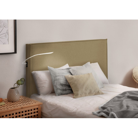 Dormitorio con cabecero tapizado con iluminación. Tejido Linetex en color Natural. Serie A
