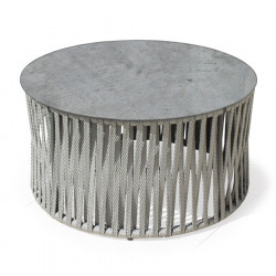 Mesa circular con sobre de pizarra, y estructura de aluminio y decoración de cuerda trenzada, en color gris
